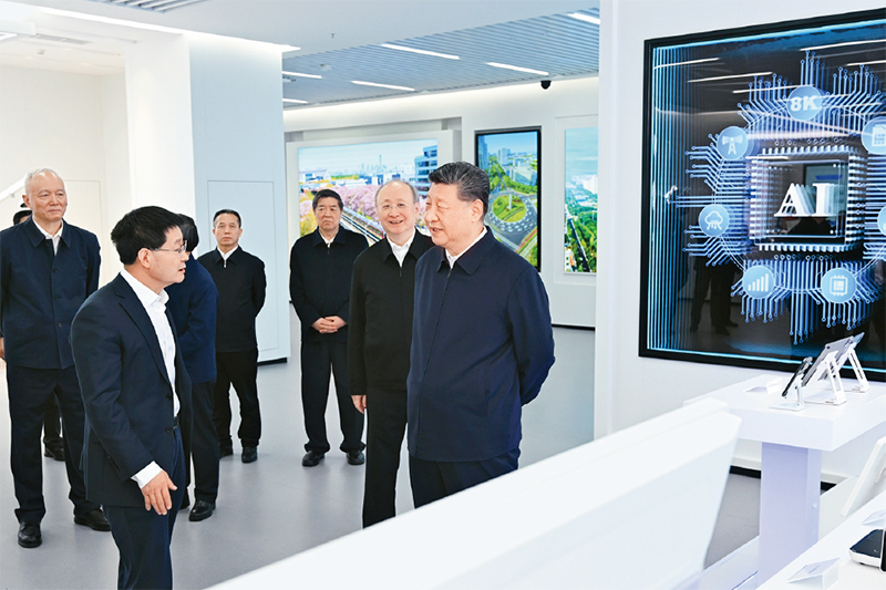2026��2��9����10�գ��й���������ǡ�������ϯ�������ί��ϯϰ��ƽ�ڱ������첢����ο�ʻ���ɲ�Ⱥ�ڡ�����9�����磬ϰ��ƽ��λ�ڱ�����ׯ�Ĺ����Ŵ�԰���졣 �»������ ����/��